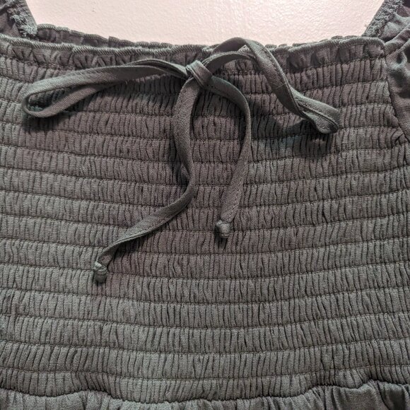 Miami for Francesca Size Medium Off-Shoulder Crop in Olive Green - Picture 6 of 13